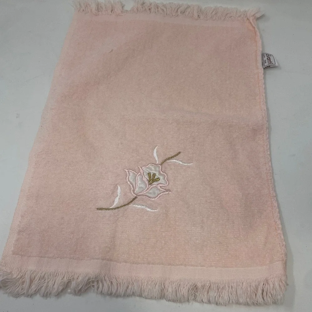 Avanti vintage piece